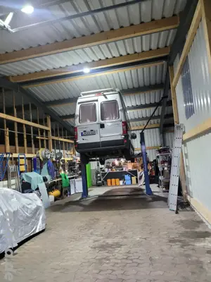 Werkstatt oder Hebebühne zu vermieten Tageweise  Bild 2 Werkstatt oder Hebebühne zu vermieten Tageweise  Bild 2