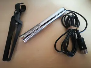 Sennheiser MD 402 LM Dynamisches Richtmikrofon mit Stativ Bild 3