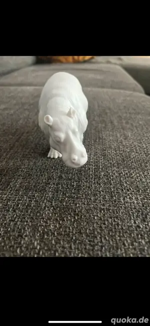 Porzellanfigur Nilpferd von Studio Haus