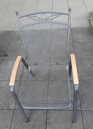 Armlehnenstuhl Bild 2