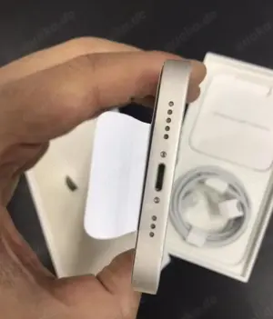 iPhone 13 white  Bild 3