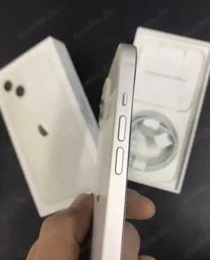 iPhone 13 white  Bild 2