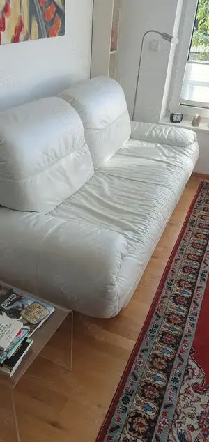 Ledersofa weiss, zum Doppelbett ausziehbar