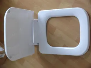 Hängetoiletten-Set mit Unterputzspülkasten für Trockenbau.