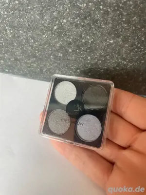 Quattro Lidschatten Palette, eyeshadow, 2k, grau, silber, schwarz, neu