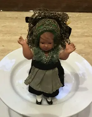 Schwarzwald Puppen alt Bild 3