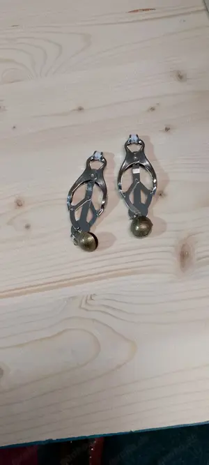 Suche eine Frau oder eine weibliche Sklavin