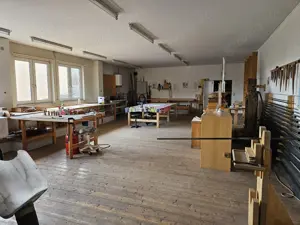 Lager-, Büro- und Hallenflächen teilbar ab 50m -1500m  direkt vom Eigentümer ab sofort zu vermieten