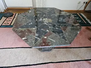Couchtisch mit Steinplatte und Sternmuster 8-eckig mit Standfuß