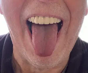 Du bist weiblich 20+, Figur egal und möchtest mal ausprobieren wie es ist eine Zunge im Poloch .