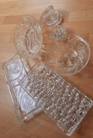 Kristallschalen zu verkaufen