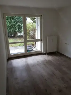 Stilvoll modernisierte 2-Zimmer-Wohnung mit Terrasse