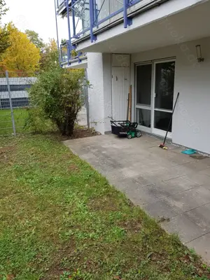 Stilvoll modernisierte 2-Zimmer-Wohnung mit Terrasse Bild 4