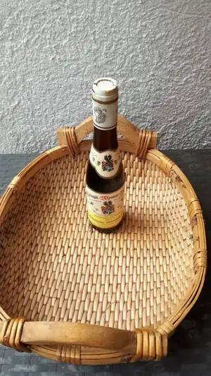 toller  alter Wein Kellerfund