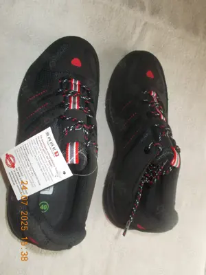 NEU!! BAAK Sicherheitsschuhe S1 SRC Sven Schwarz Gr. 40 Bild 2