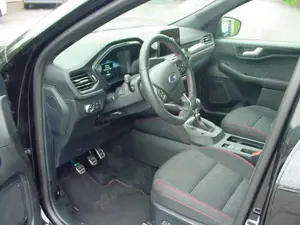Ford Kuga ST-Line + Navi + Kamera Bild 5