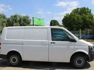 Volkswagen T5 Transporter Kasten*Klima*AHK*HUneu* Bild 4
