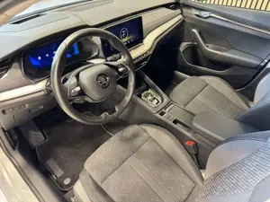 Skoda Octavia 2.0 TDI DSG Style SHZ|virt.Cock.|HuD|LED|Navi Bild 5