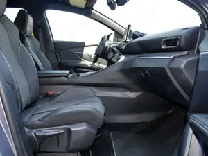 Peugeot 3008 Allure Pack 130 PT Autm.+Grip-Ctrl+Navi Klima Bild 4