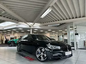 BMW 750 i xDrive M Sportpaket LASER/HUD/360°/STANDHE.
