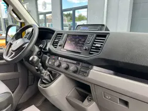 Volkswagen Crafter CRAFTER 2.0TDI 8 SITZER TEMP. KLIMA AHK 1.HAND Bild 3