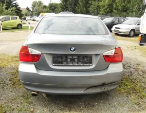 BMW 320 320i  Klimaautomatik Bild 5