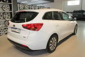 Kia Ceed / cee'd Ceed / cee d *TEMPO*SHZ*NAVI*CAM*KLIMA Bild 5