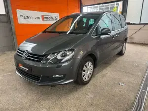 Volkswagen Sharan Life BMT DSG 7 Sitzer Unfall