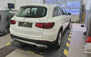 Mercedes-Benz GLC 300 de 4Matic 1. Hand AHK ACC LED Bild 3