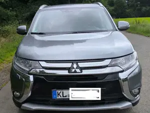 Mitsubishi Outlander ClearTec 4WD, Navi, Klima, 7 Sitzer