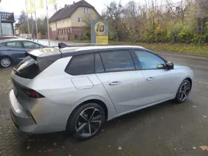 Opel Astra Elegance Bild 4
