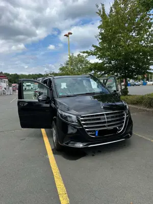 Mercedes-Benz V 300 d extralang 4Matic 9G-TRONIC Exclusive