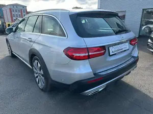 Mercedes-Benz E 350 E 350 d 4Matic All-Terrain *LED, AHK, ACC, Kamera* Bild 5