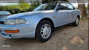 Toyota Camry 2.2 GL Limousine mit LPG Bild 2