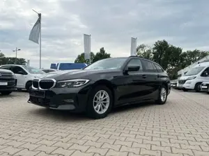 BMW 320 d Touring Advantage *LED Navi AHK DAB Sitzh.*
