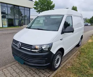 Volkswagen T6 Transporter Kasten Mittelhochdach Bild 3