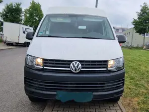 Volkswagen T6 Transporter Kasten Mittelhochdach Bild 2