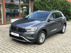 Volkswagen T-Roc Life 1.5 TSI AHK LED KLIMAAUT APP ALS PDC