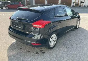 Ford Focus Focus 1.0 EcoBoost Start-Stopp-System Business Edi Bild 3
