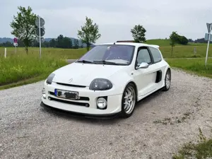 Renault Clio Clio 3.0 V6 Renault Sport Spezial