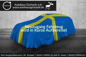 Volvo XC60 D4 FWD R Design AHK,360°,BLIS,ACC