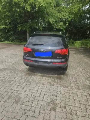 Audi Q7 3.0 TDI DPF quattro tiptronic Bild 2