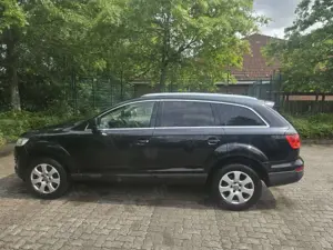 Audi Q7 3.0 TDI DPF quattro tiptronic Bild 4