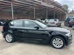 BMW 120 Baureihe 1 Lim. 120d/KLIMA/TEMPOMAT/PDC Bild 4