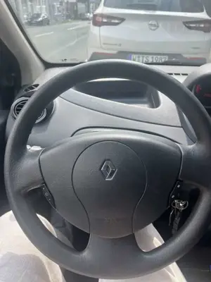 Renault Twingo Zahnriemen und Bremsen NEU Bild 3