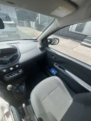 Renault Twingo Zahnriemen und Bremsen NEU Bild 1