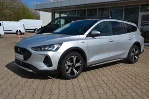 Ford Focus Turnier Active X, Nav,i LED-SW, Pano-SD,