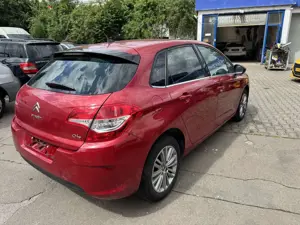 Citroen C4 HDi 90 Attraction Bild 5