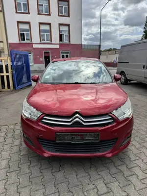 Citroen C4 HDi 90 Attraction Bild 3