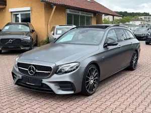 Mercedes-Benz E 400 E43AMG DESIGNO+PANO+AHK+STDHZG+360°+MEMORY